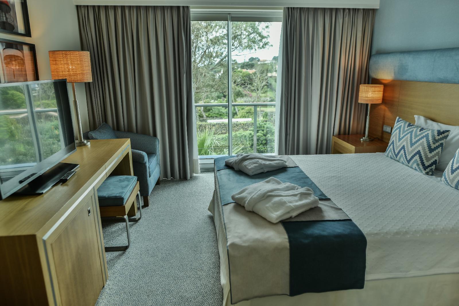 hotel-caracol-angra-de-heroismo 11353