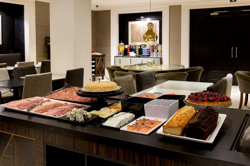 hotel-balmoral 12010