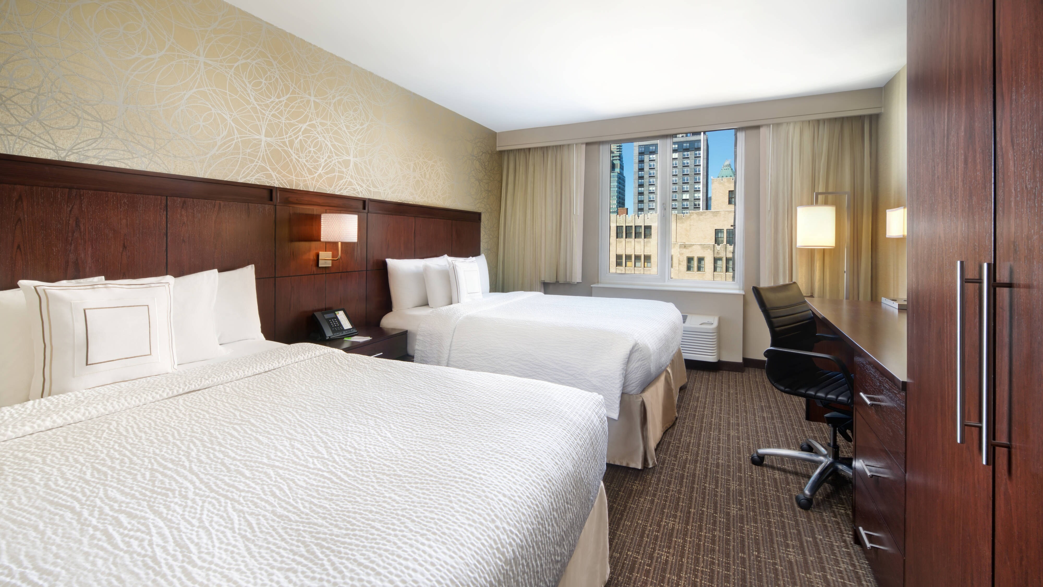 courtyard-by-marriott-times-square-west 14072