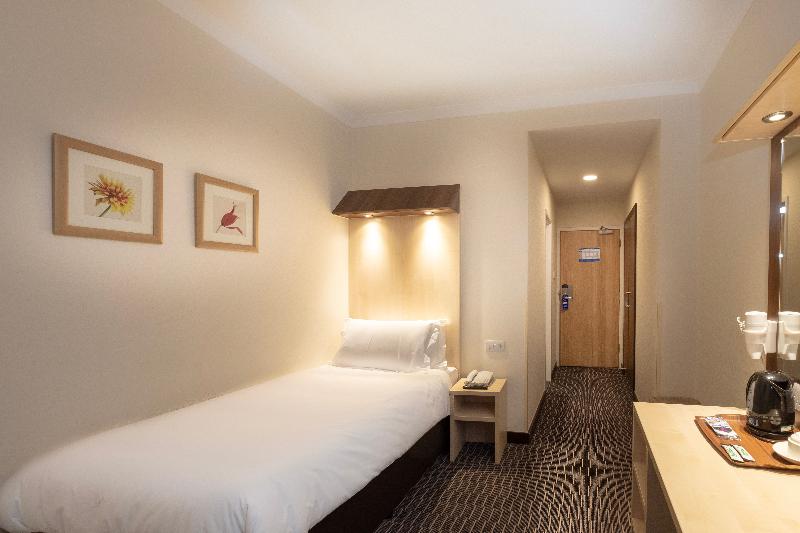 royal-national 15152