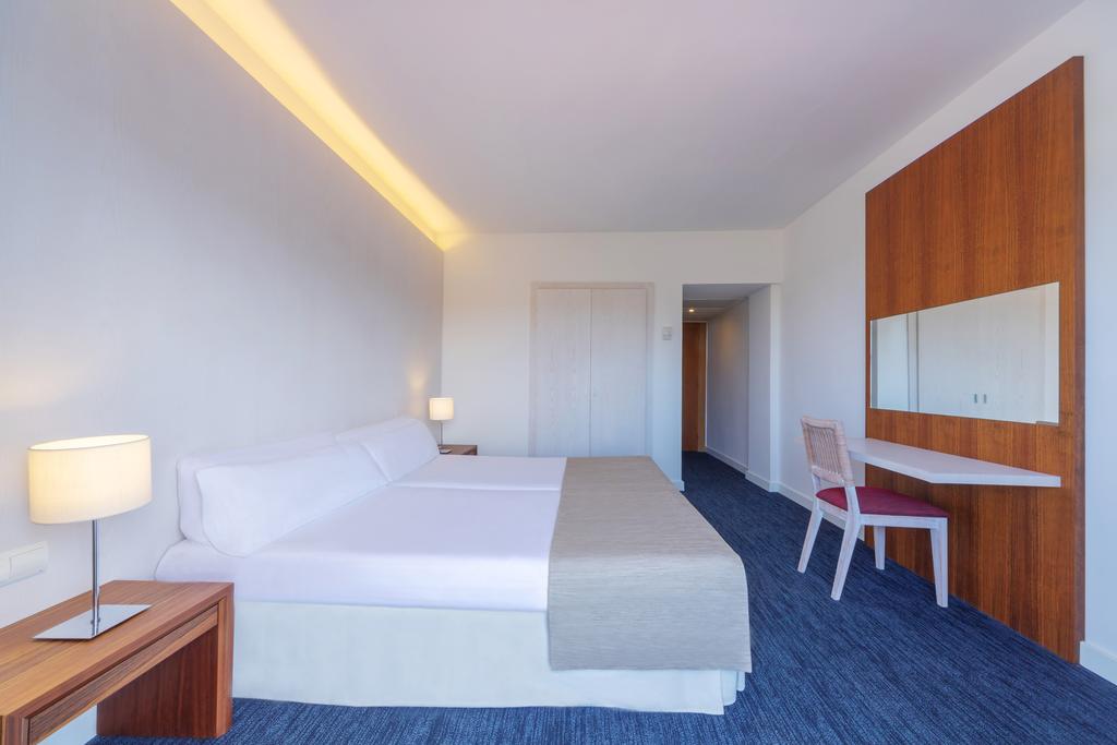 alua-illa-de-menorca-antiguo-portblue-san-luis 17083