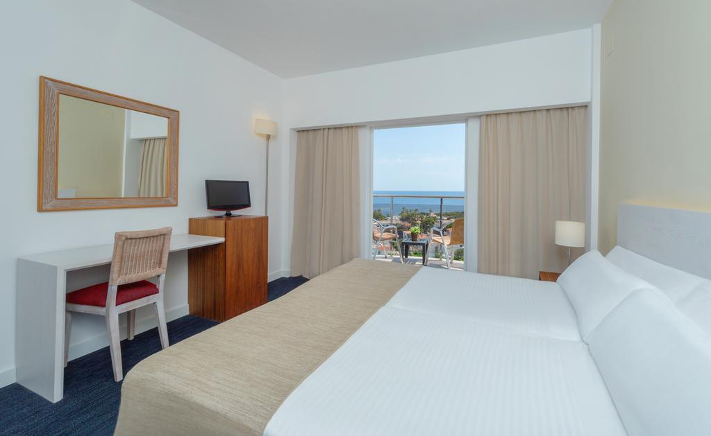 alua-illa-de-menorca-antiguo-portblue-san-luis 17088