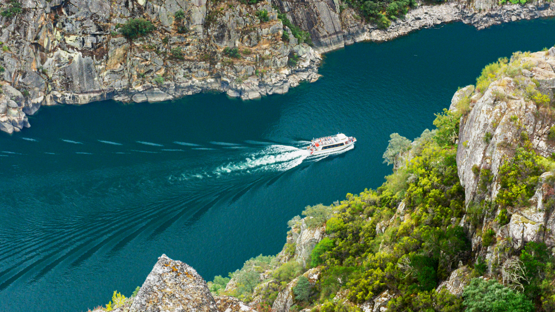 excursion-en-catamaran-ribeira-sacra 20253