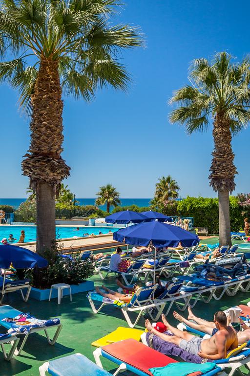 monica-isabel-beach-club-barata-hotels 23064