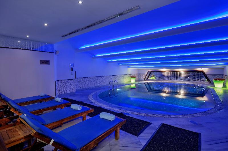 crowne-plaza-istanbul-old-city 23071