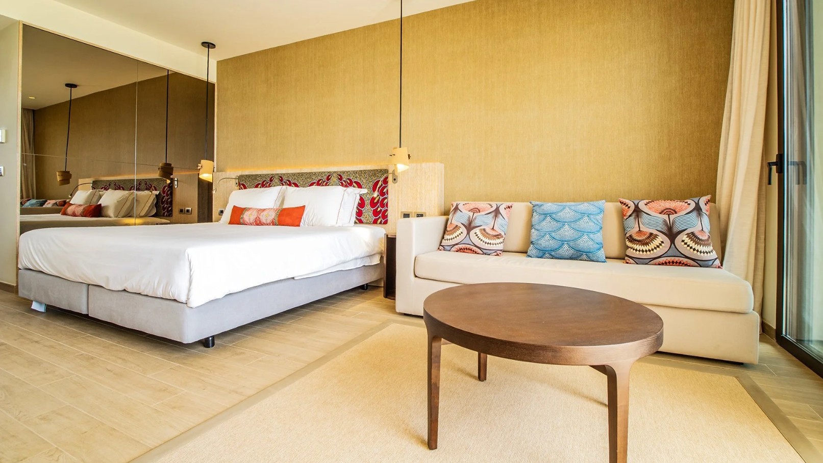 royal-horizon-ponta-sino-hotel 23256