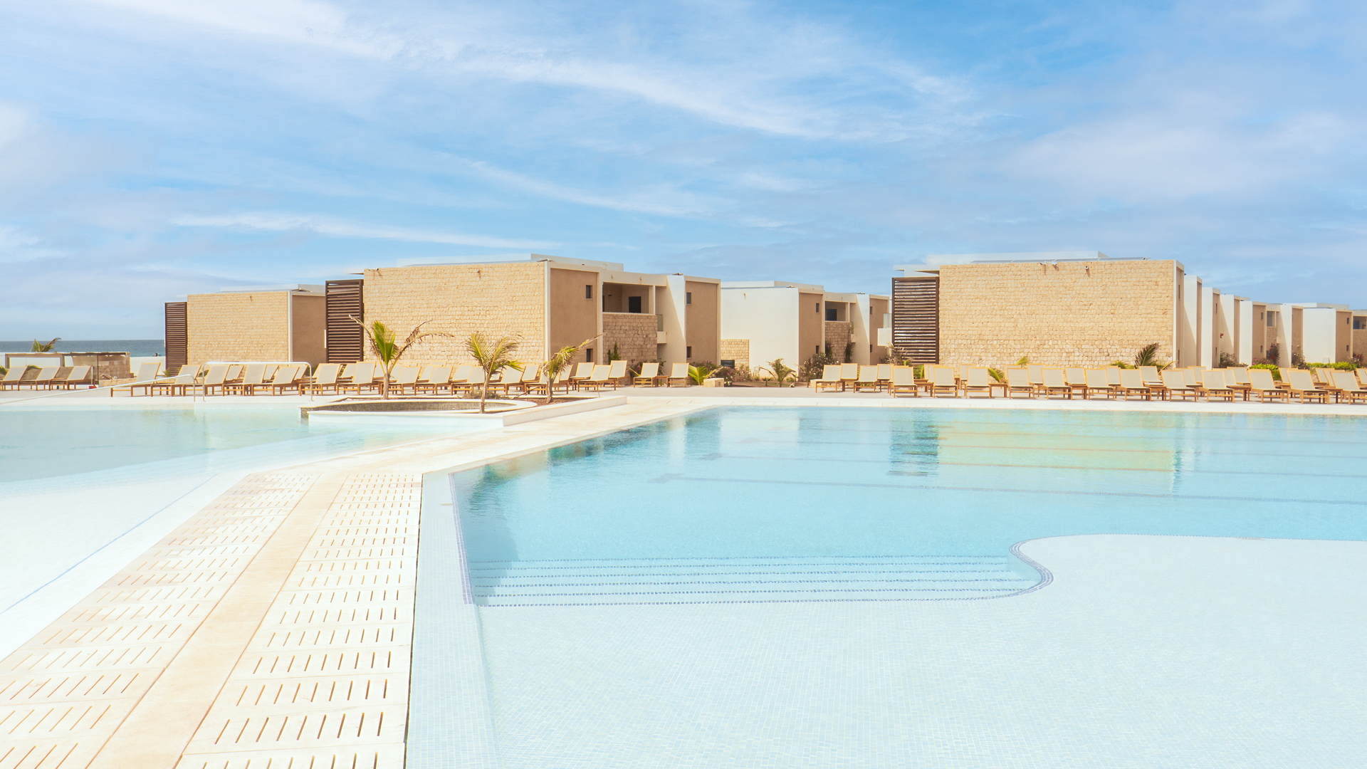 royal-horizon-ponta-sino-hotel 23264