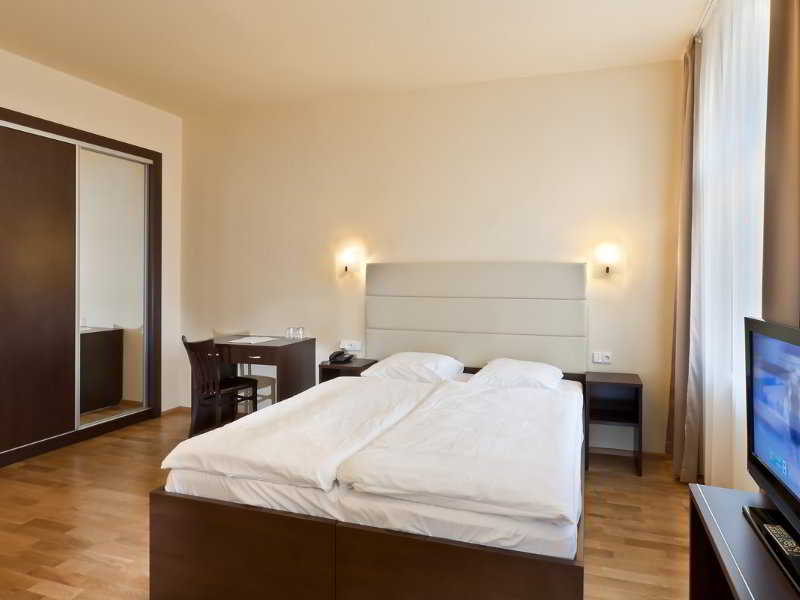 hotel-unique 23758