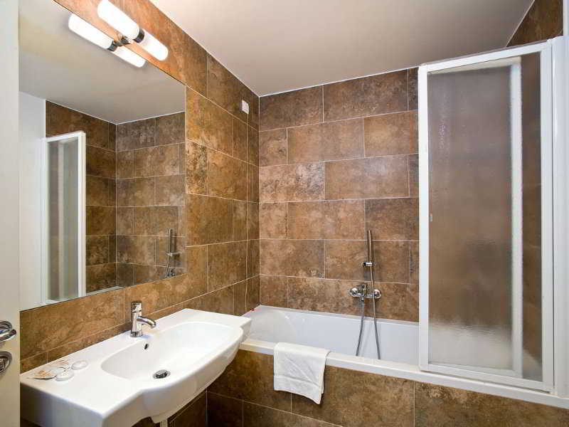 hotel-unique 23767