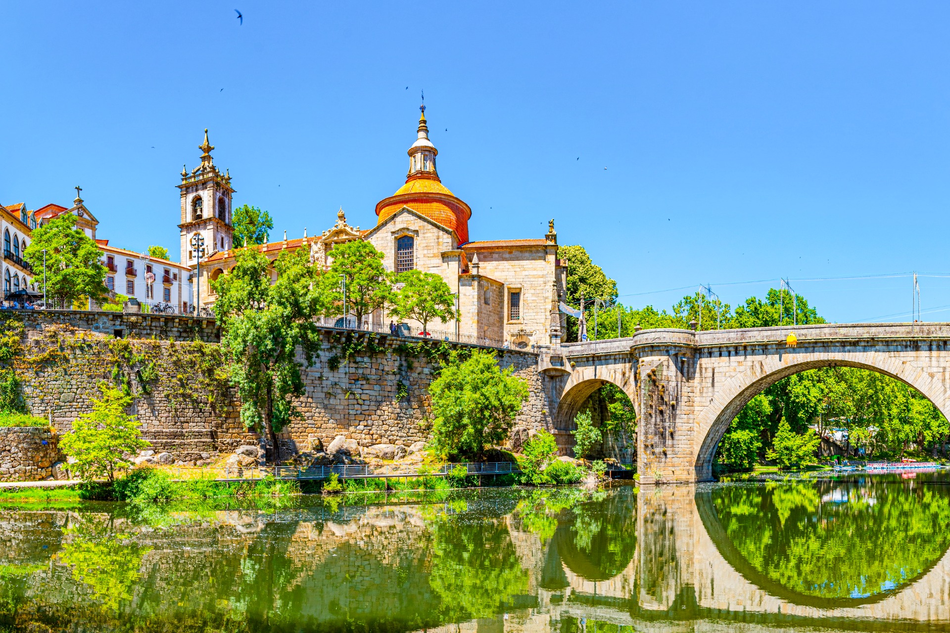 oferta-escapada-con-cena-en-amarante 25125